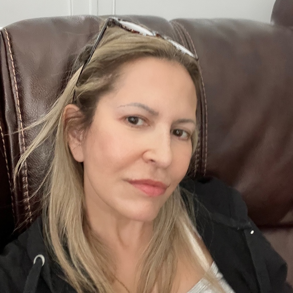 Meet your Posher, Alicia